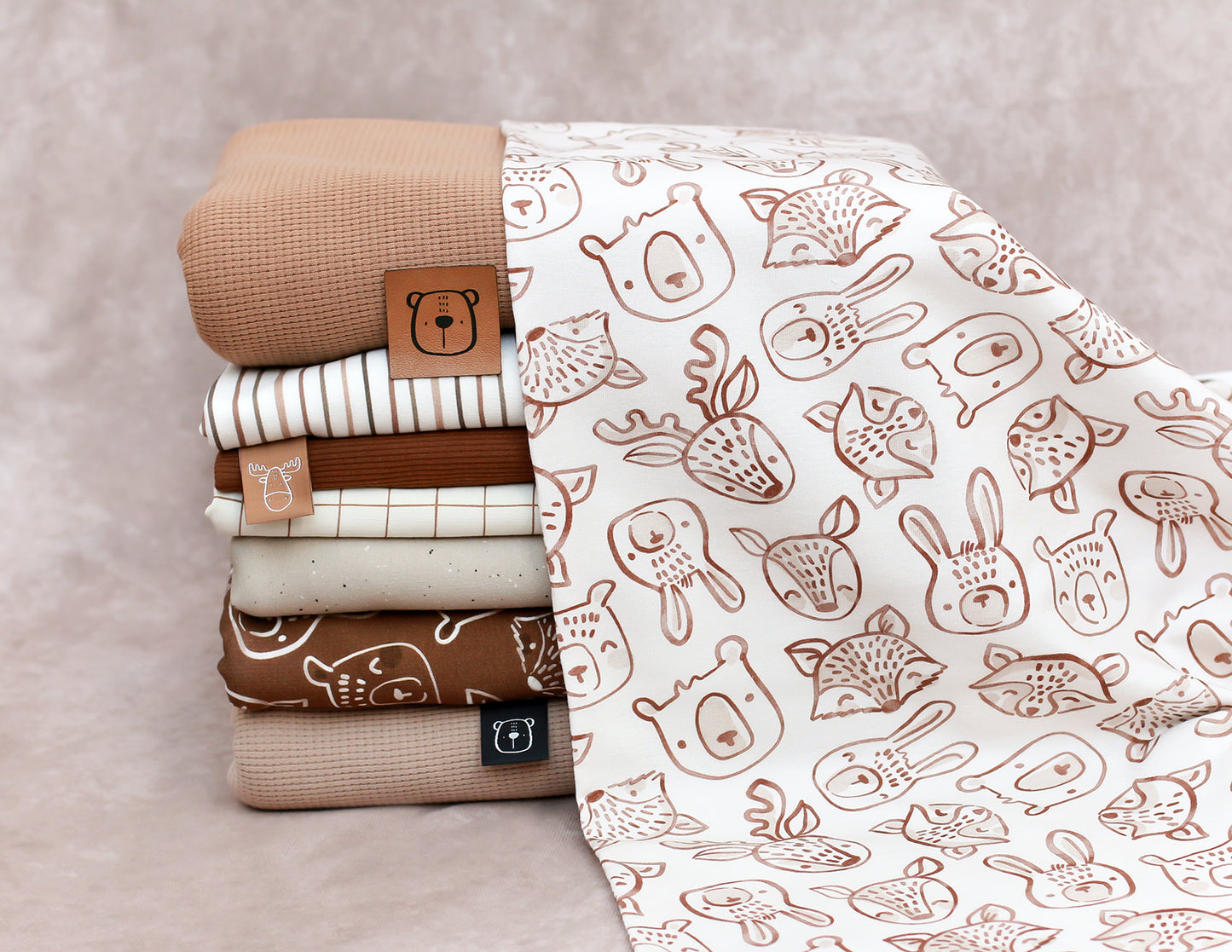 evmlookbook_expertvillagemedia