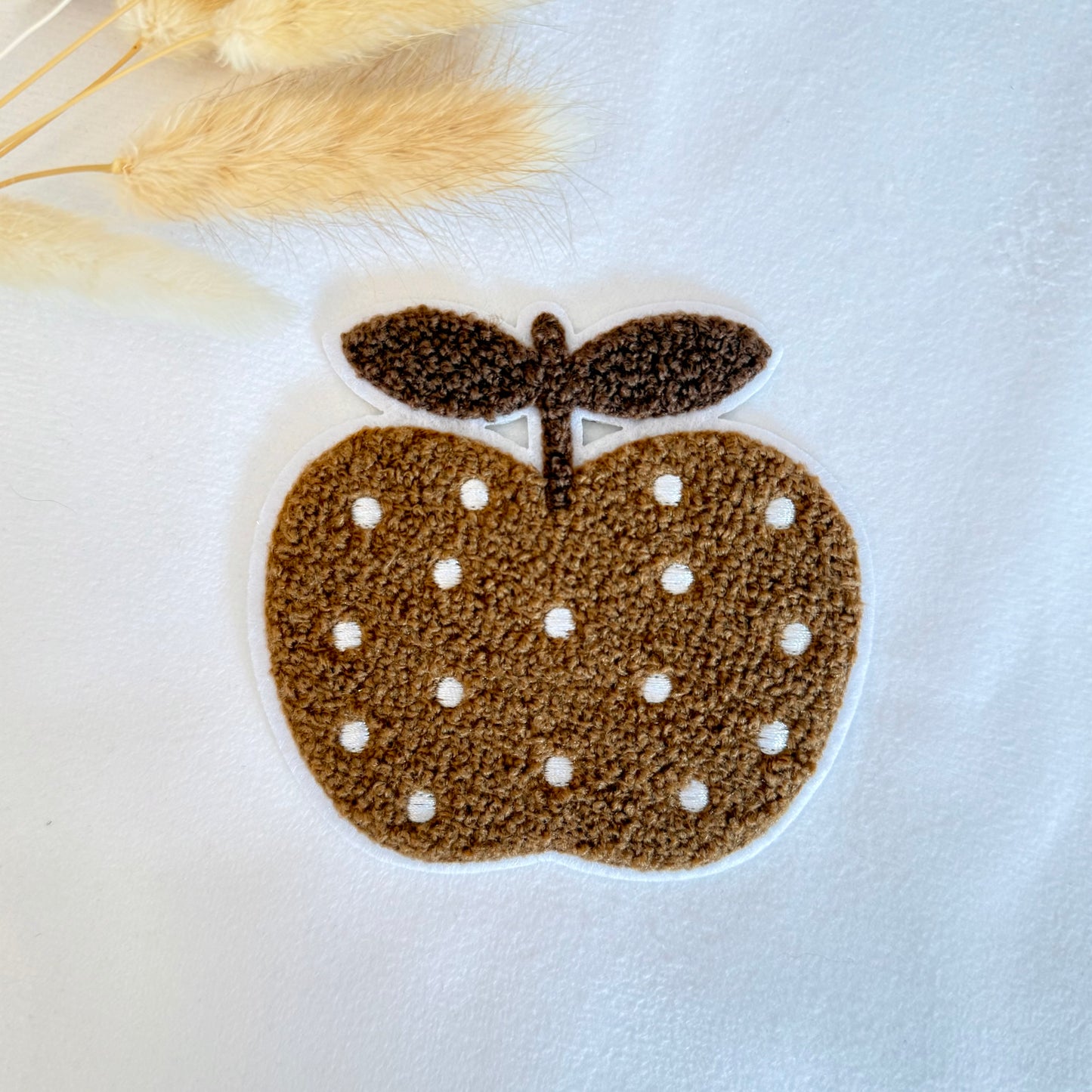 Chenille Patch: Apfel braun | 8x9cm