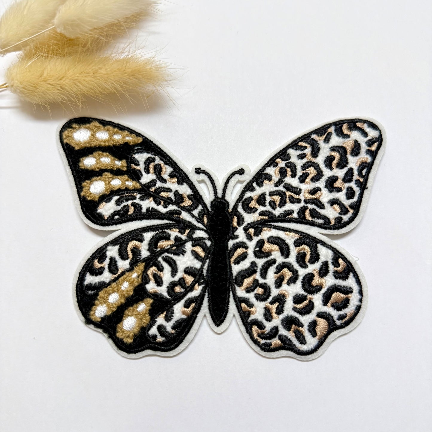 Chenille Patch: Butterfly Leo | 10x14cm
