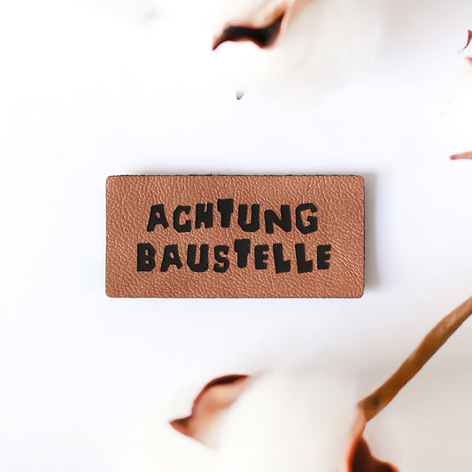 Kunstlederlabel Achtung Baustelle | 1 Stück