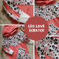 0.5m Baumwolle Leo Love Scratch *VORBESTELLUNG: Lieferzeit 4-6 Wochen*