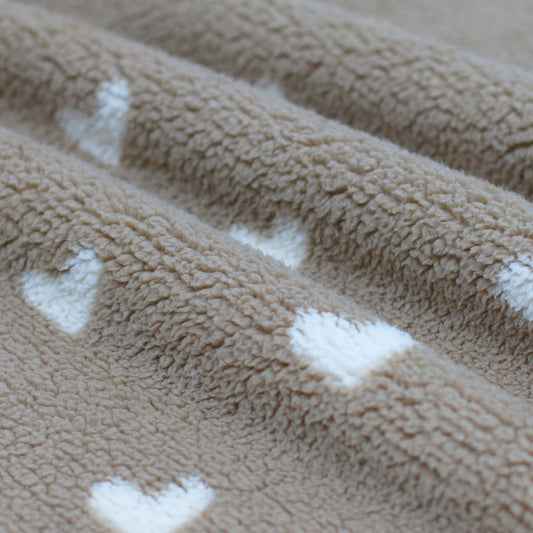 0.5m Teddystoff Herzen beige